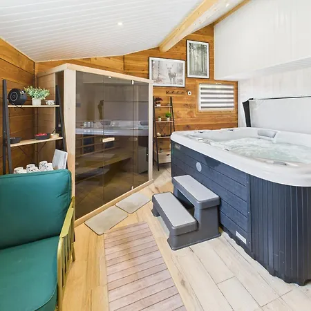 Le Du Pere Michel, Jacuzzi, Sauna, Jardin * La Bresse